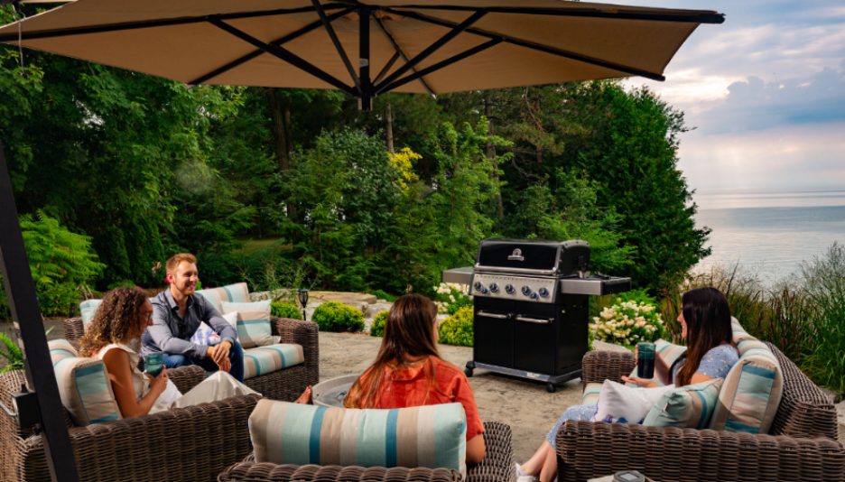 Fire Up the Season: Your Guide to Outdoor Grilling and BBQ
